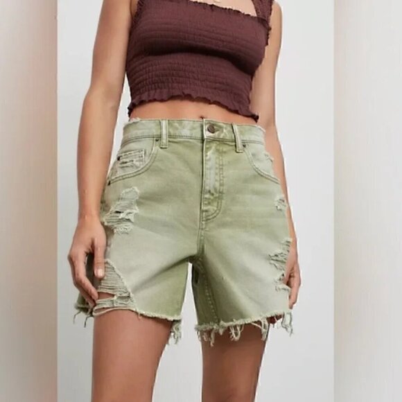 NWT Urban Outfitters | BDG Dropped Waist Distressed Destroy Denim Short - Picture 1 of 13